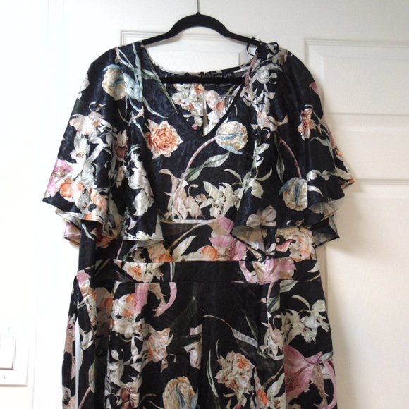 CITI CHIC JUMPSUIT MIDNIGHT FL Black XXL/24 - Picture 2 of 7